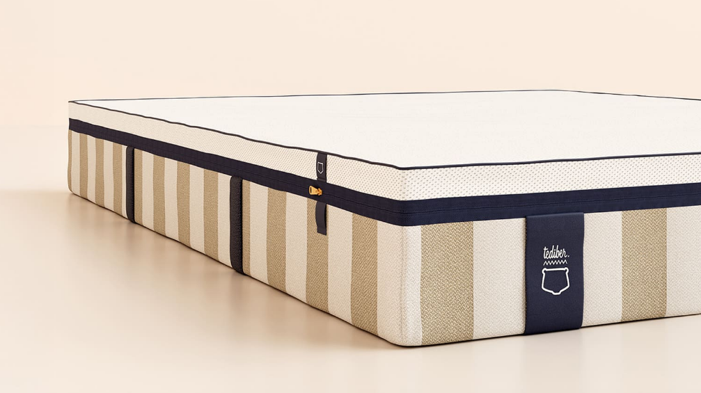 matelas tediber hybride sur fond beige